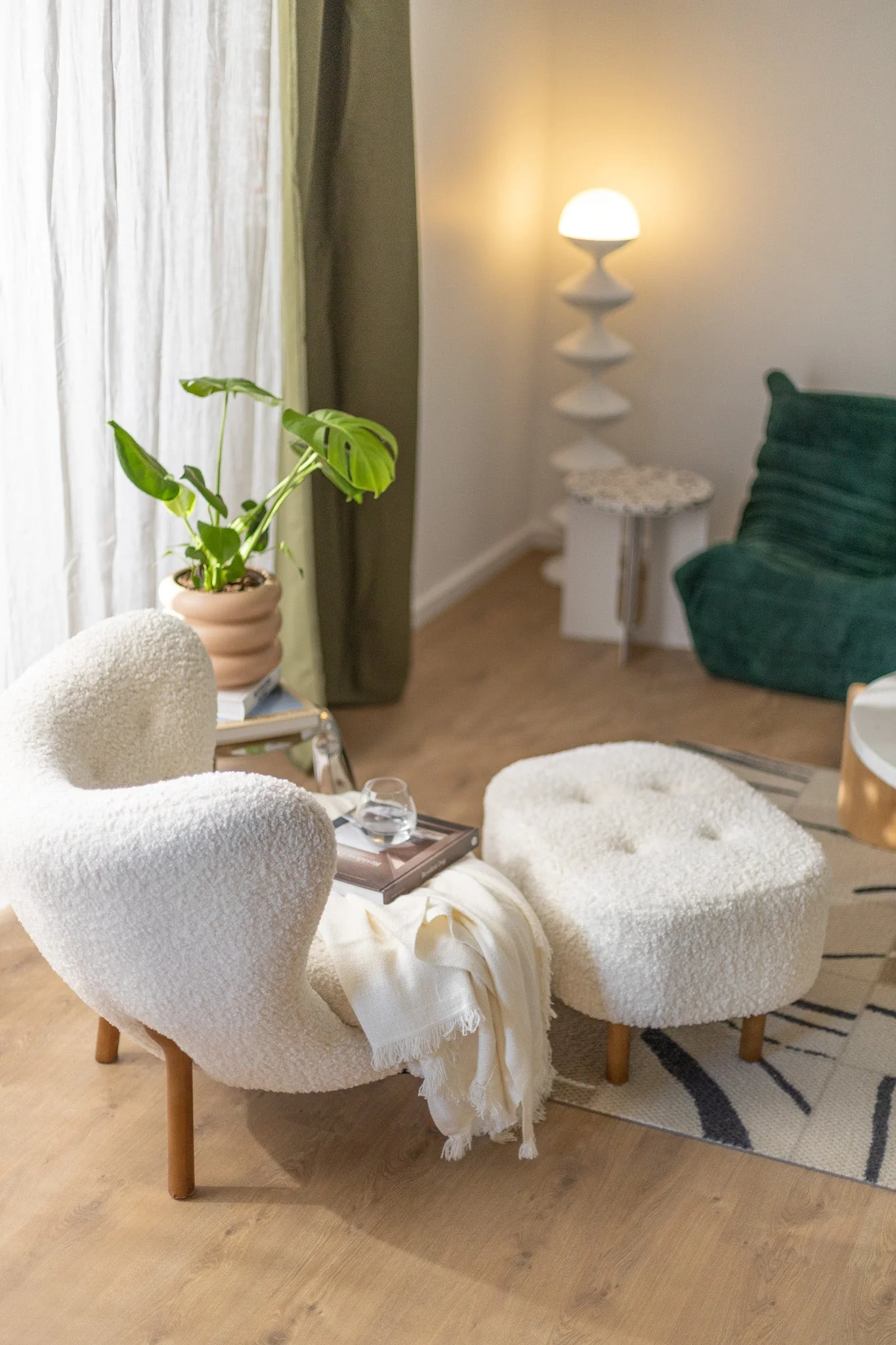 Agnes Wool Armchair - Short Hair - Image 28