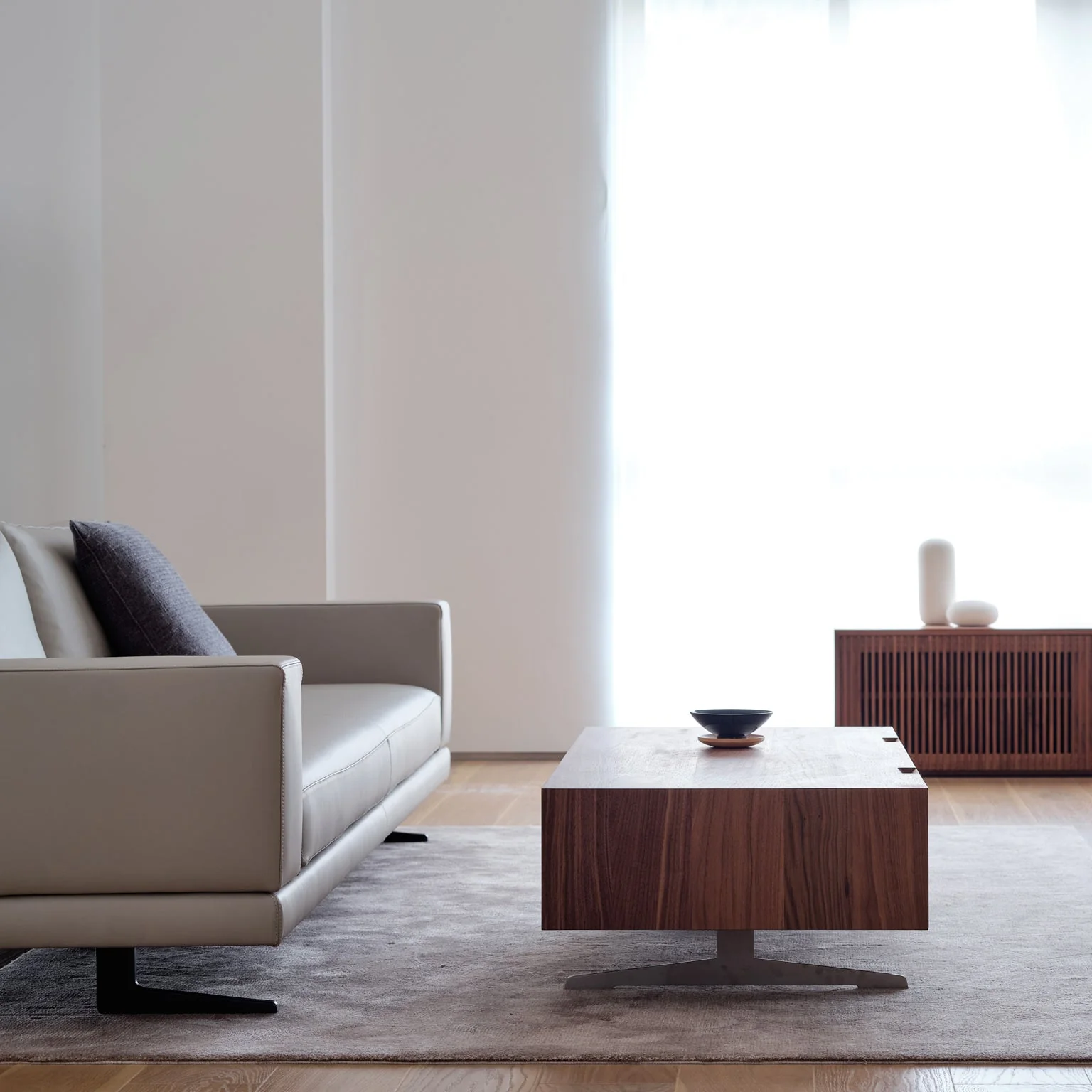 Charles Coffee Table - Image 4