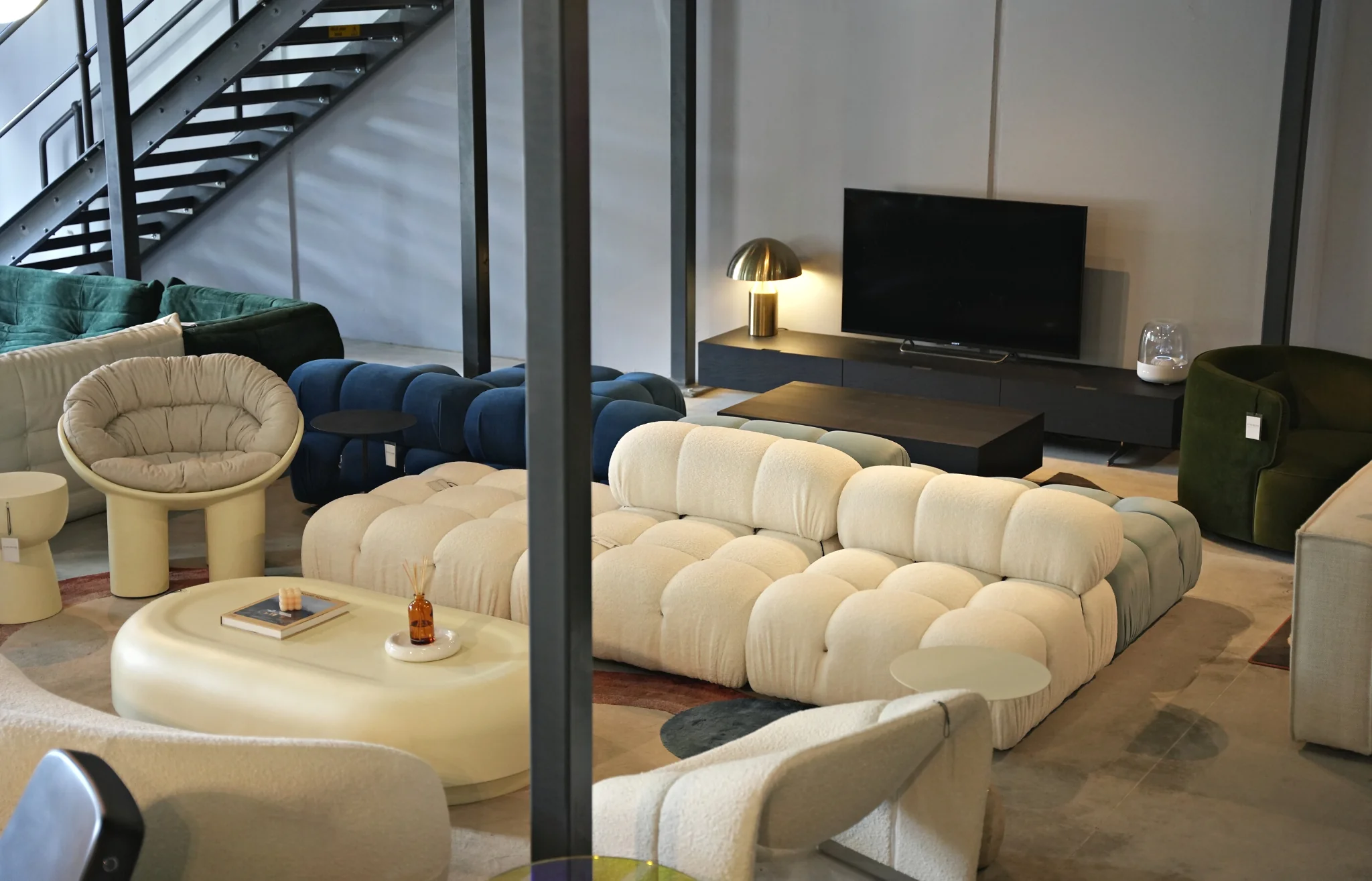 Chubby Series | Coffee Table | Fibreglass version - Image 12