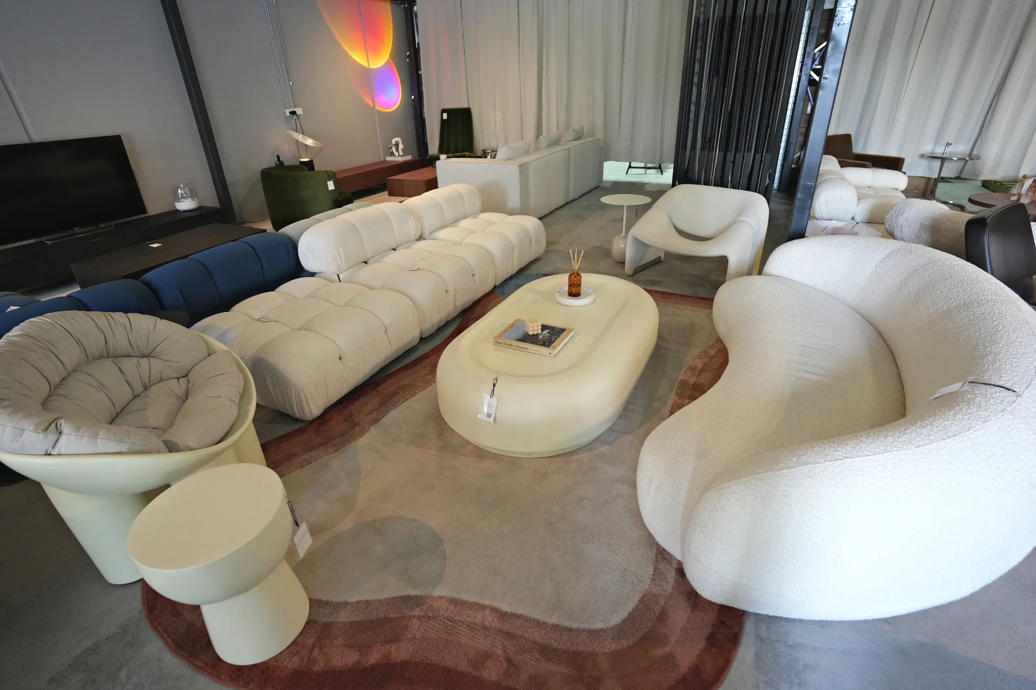 Chubby Series | Coffee Table | Fibreglass version - Image 13