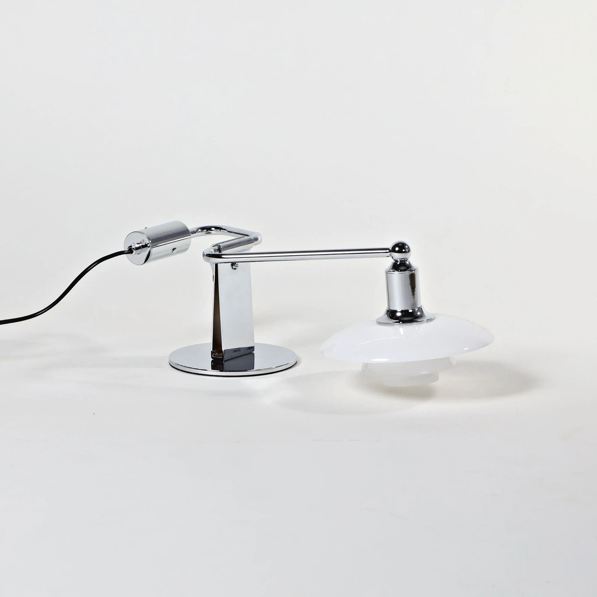 Cleo Table Lamp - Image 4