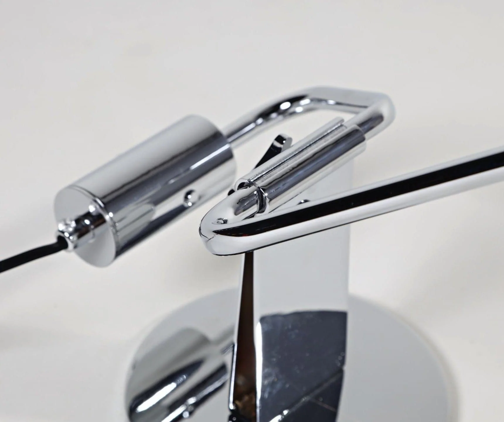 Cleo Table Lamp - Image 5