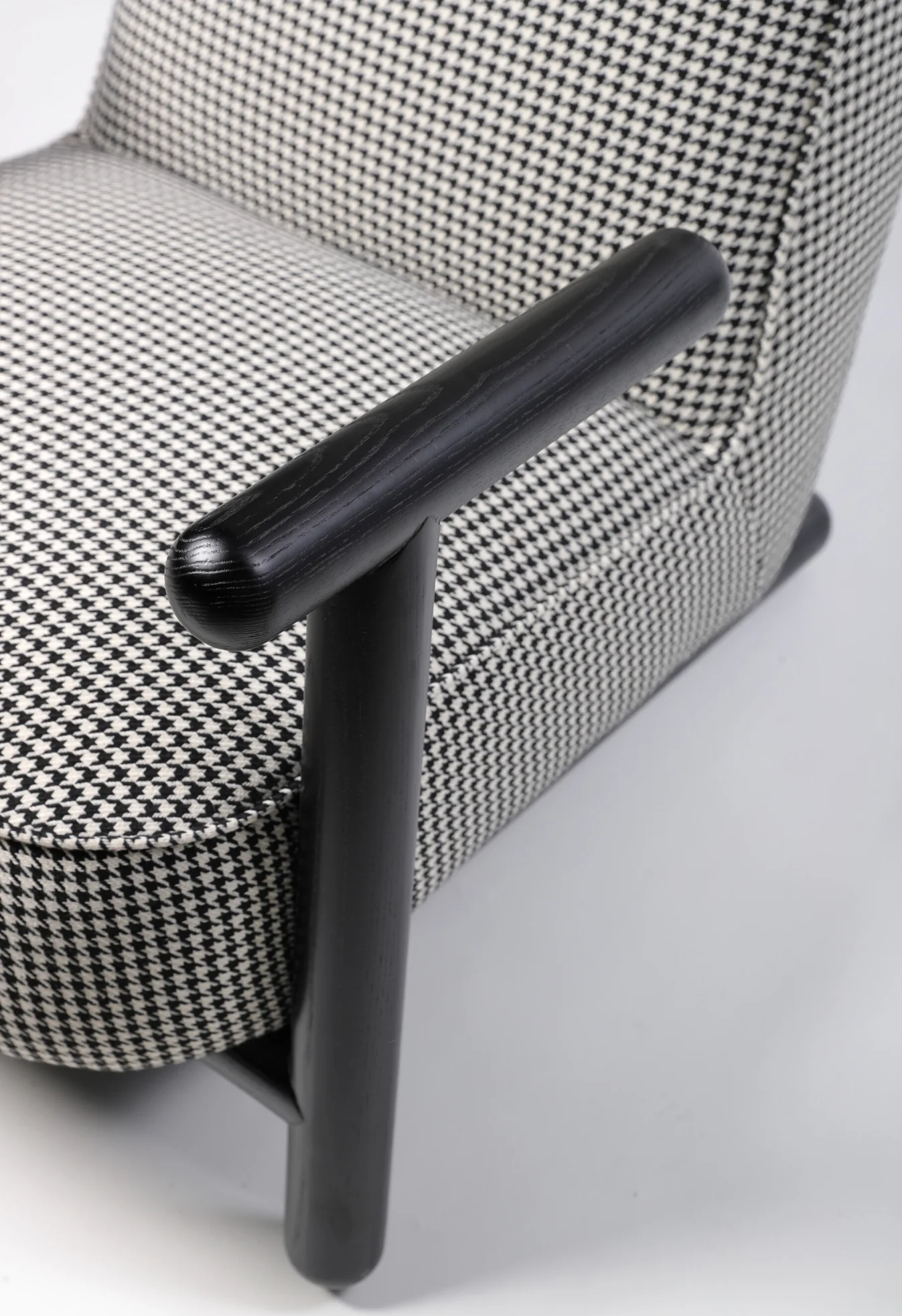 Sleigh Armchair - Image 9
