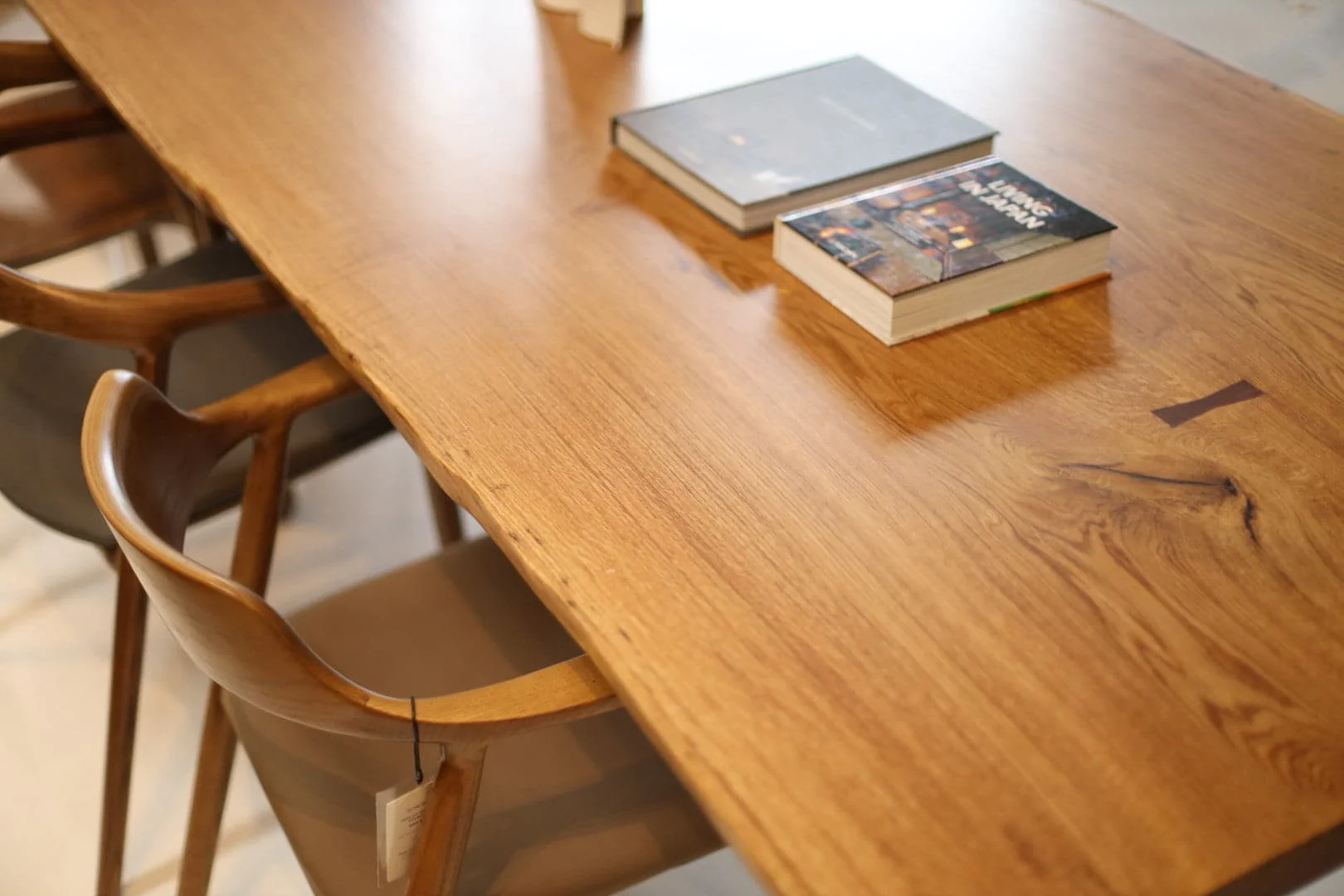 French White Oak Dining Table - Image 9