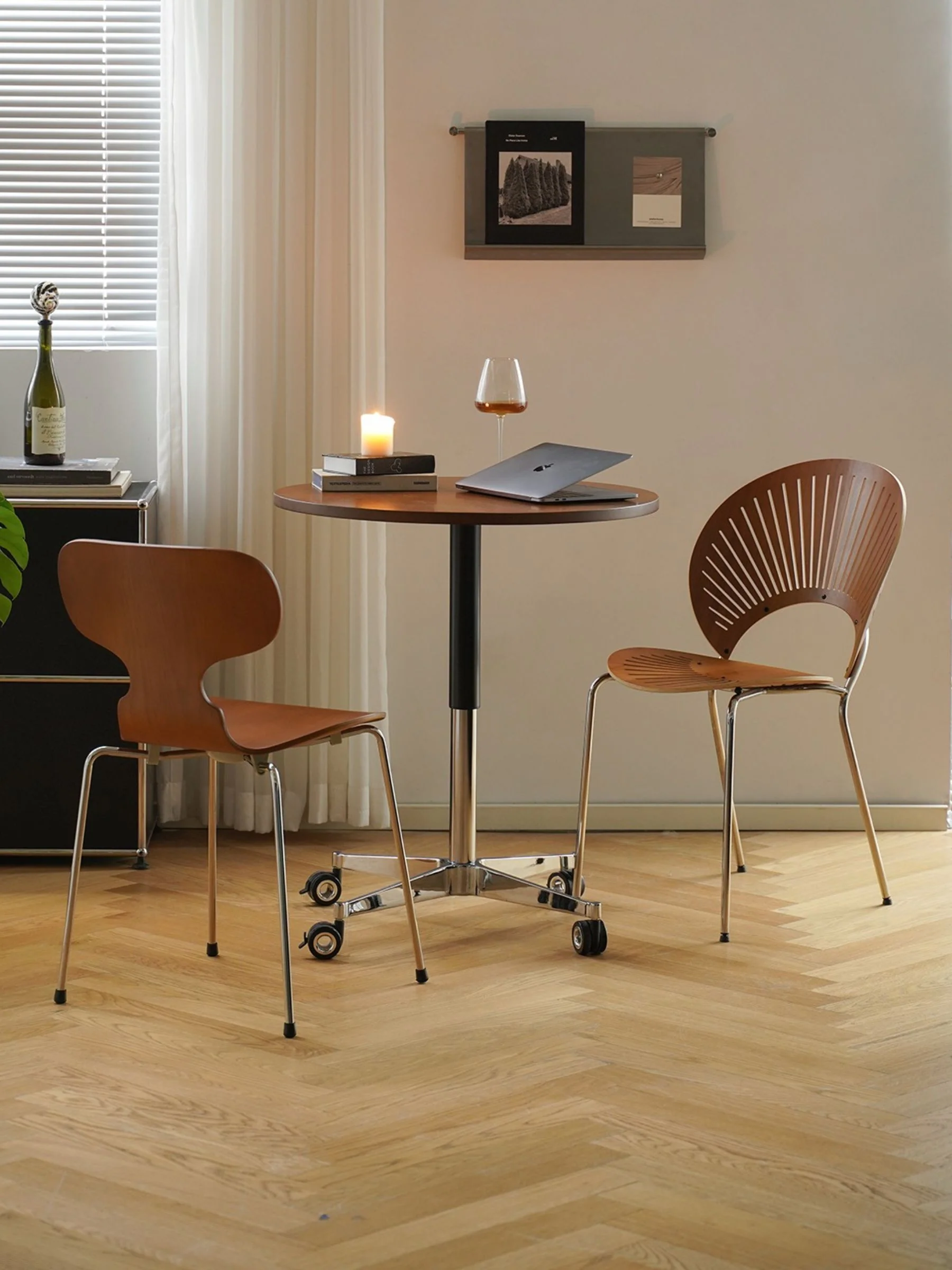 Height-Adjustable Bar Table - Image 3