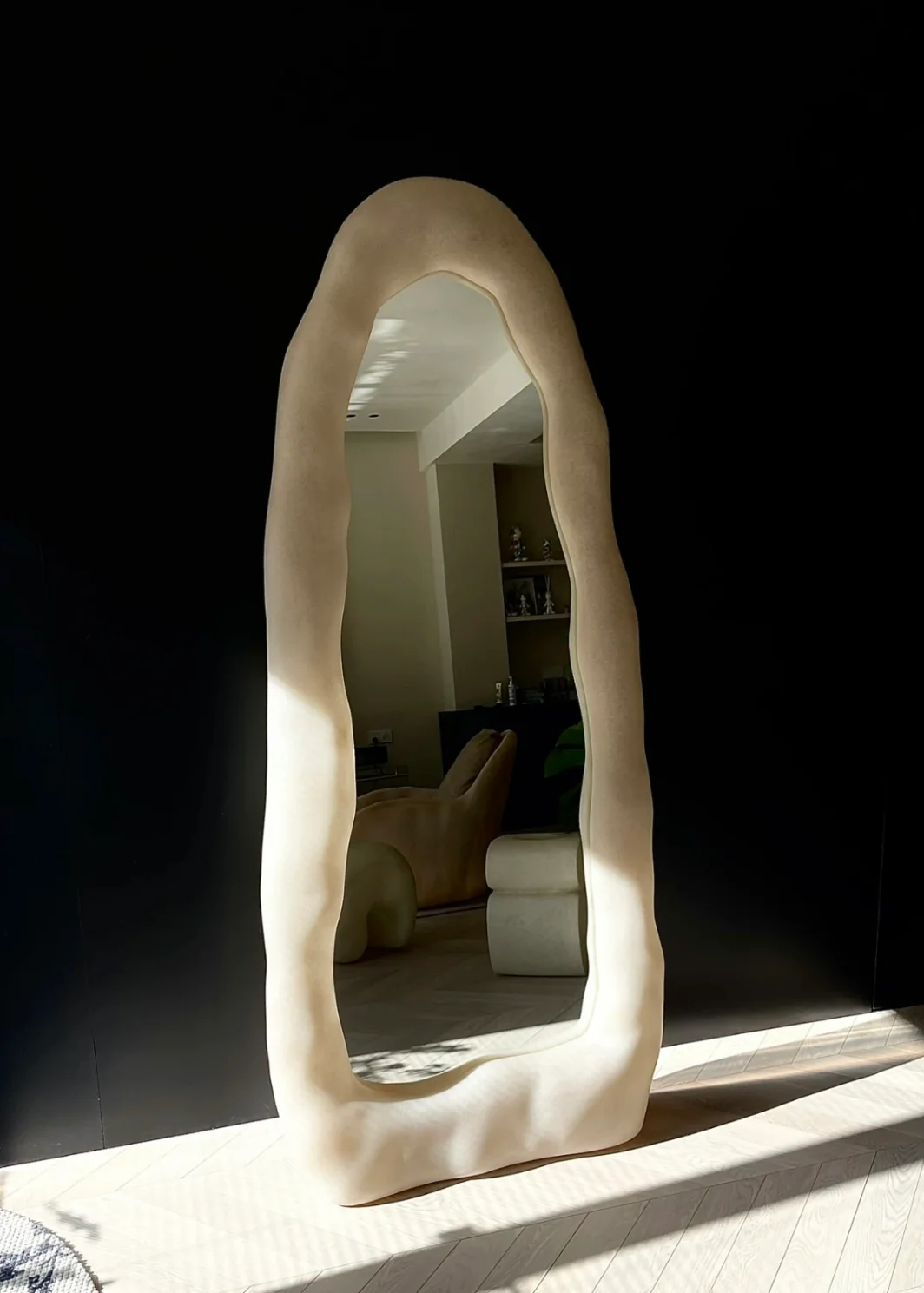 Kar Studio | Knead Mirror - Image 6