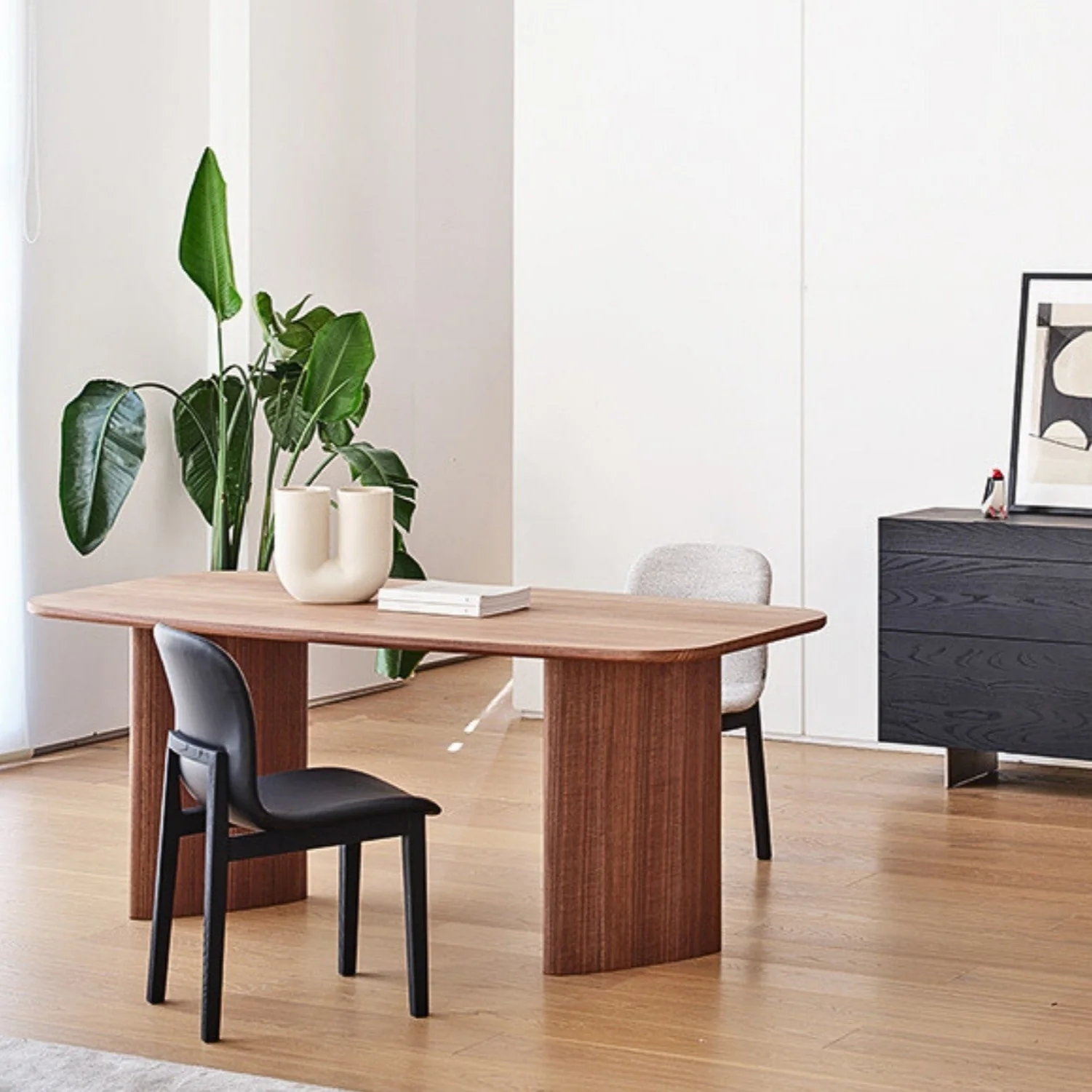 Nemo Dining Table - Image 6
