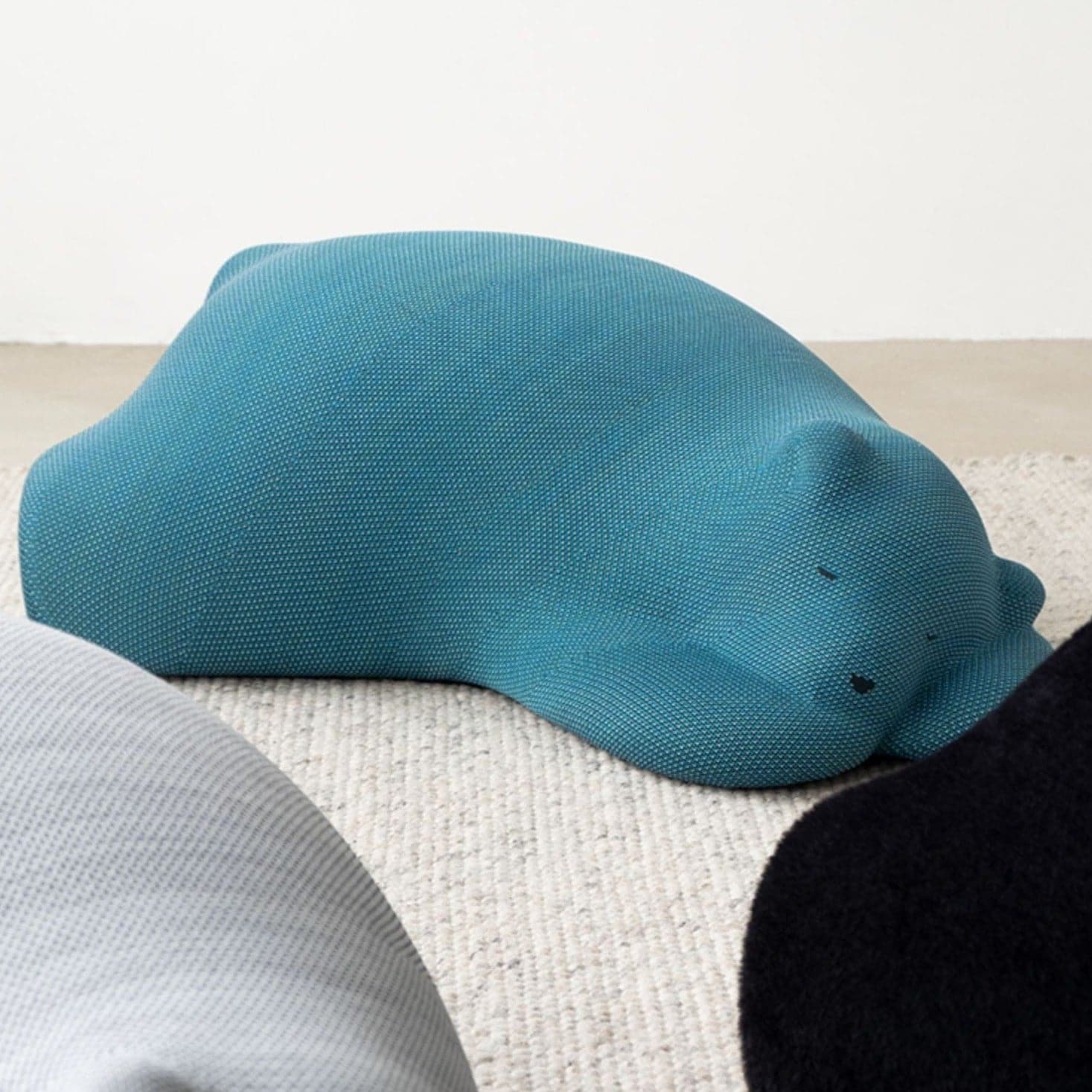 Ours Endormi Floor Cushion - Image 11
