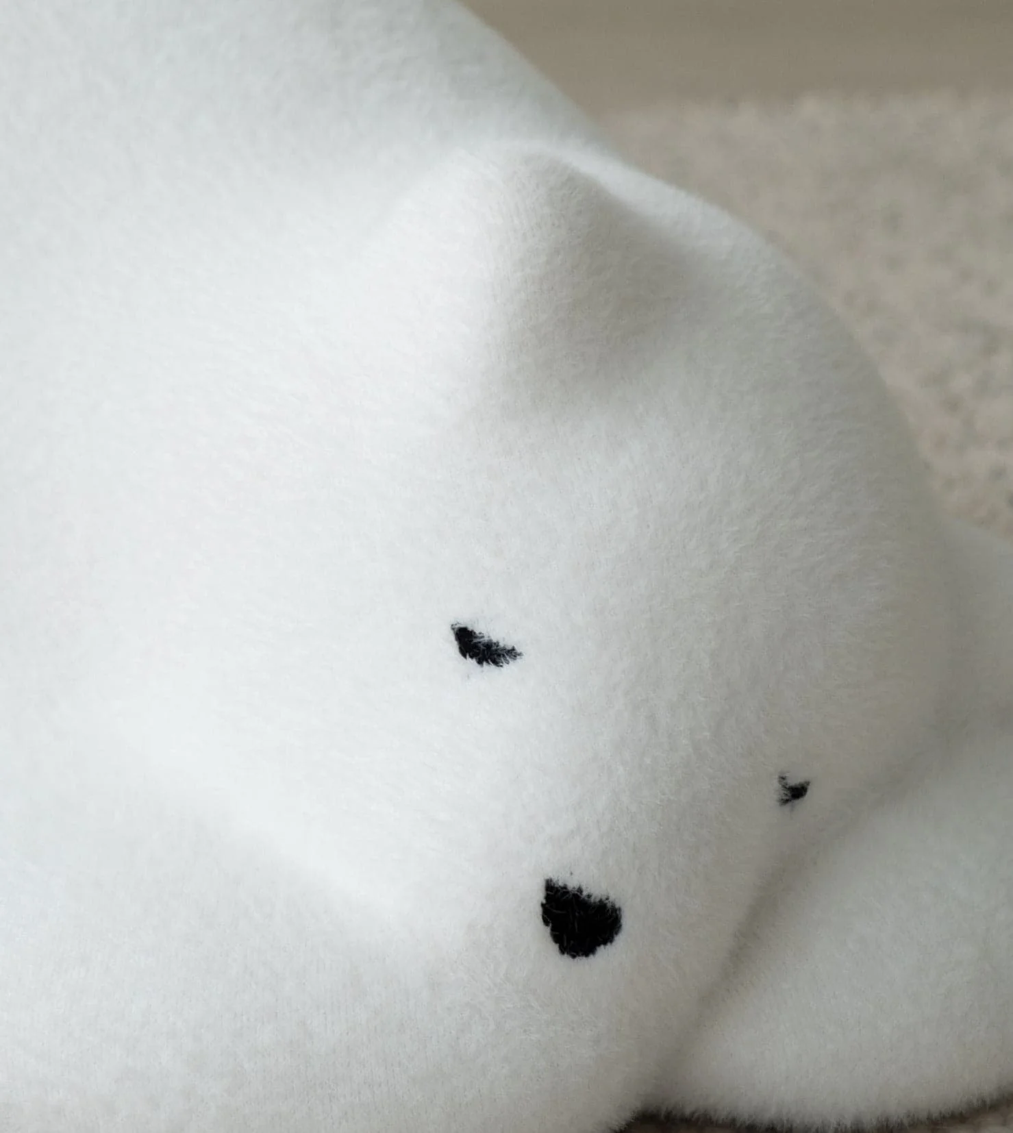 Ours Endormi Floor Cushion - Image 21