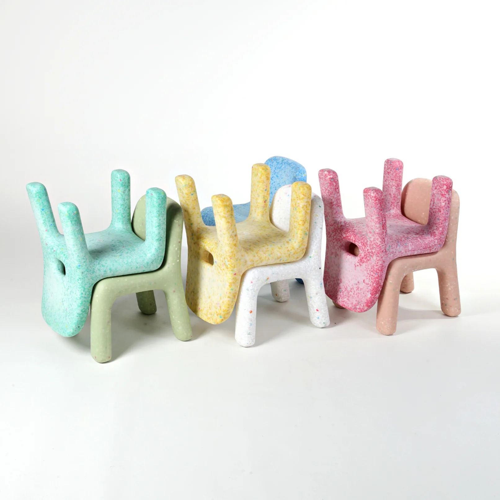 Outdoor Kid's Confetti Table - Image 8