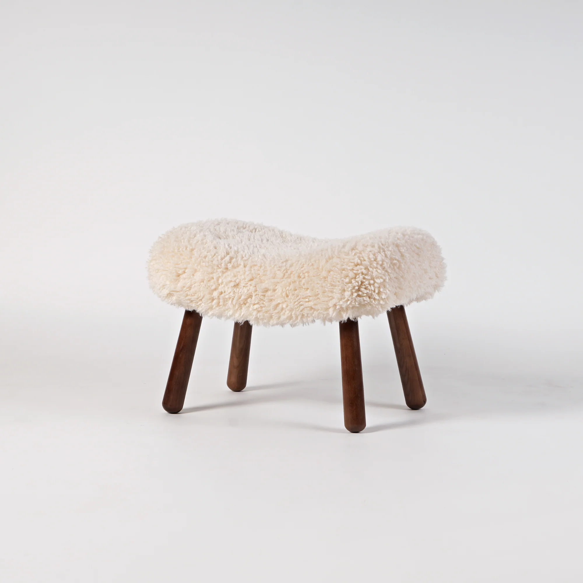 Palourde Lambswool Armchair - Image 9