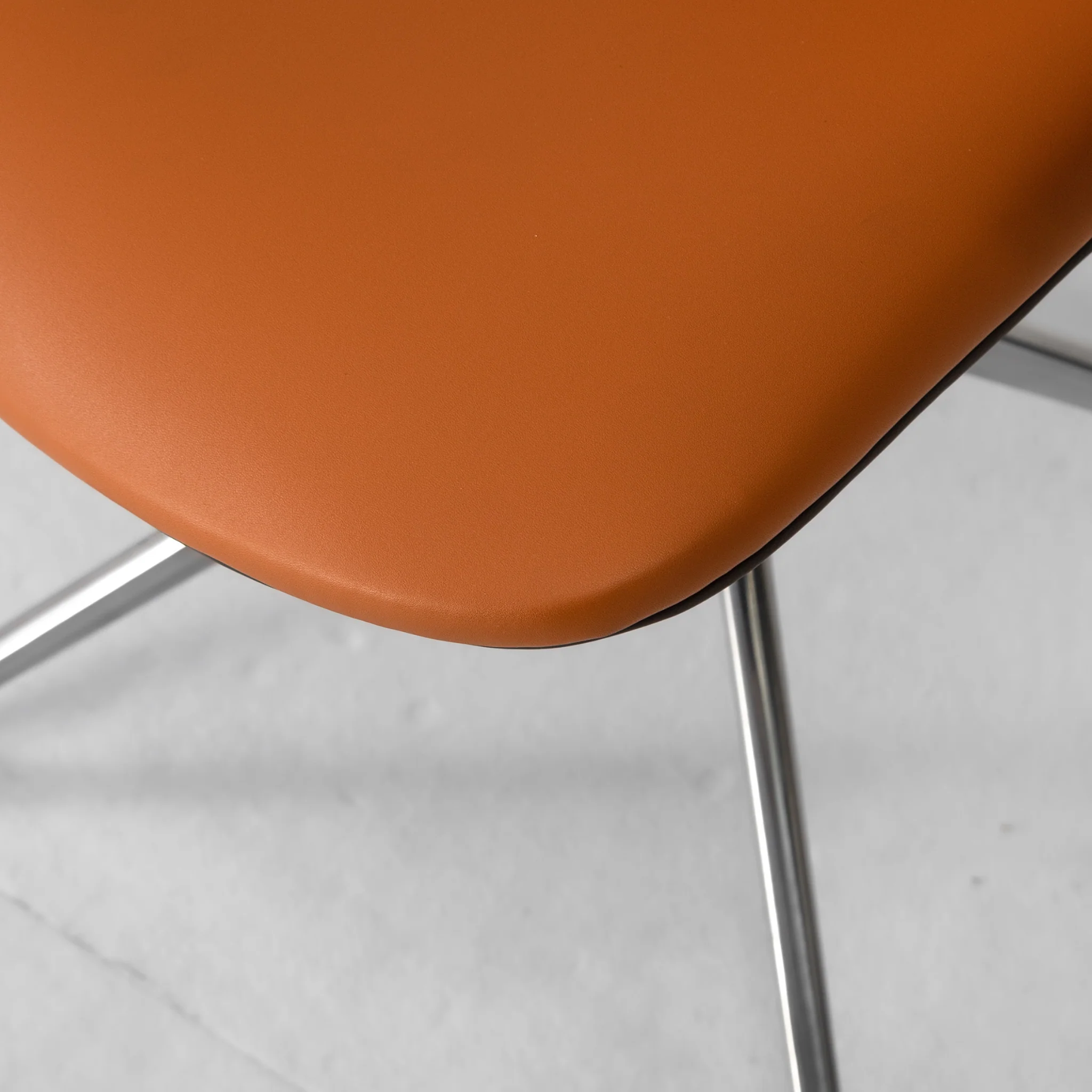 Percy Leather Swivel Chair - Image 7