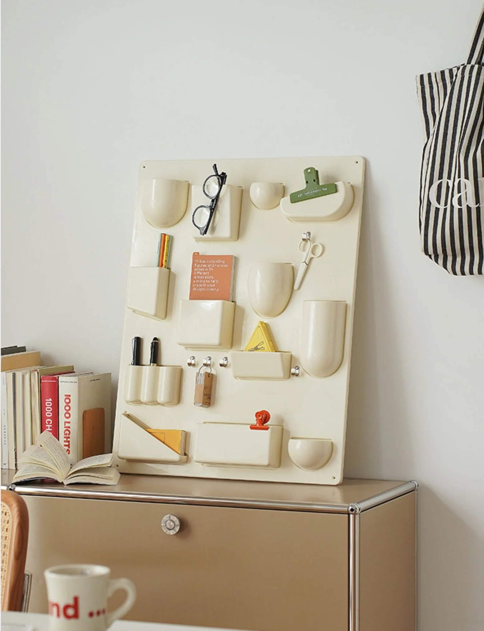 Post Modern Wall Organiser - Image 10