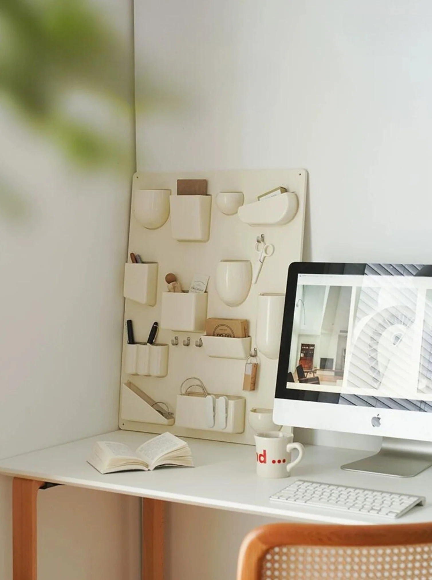 Post Modern Wall Organiser - Image 15