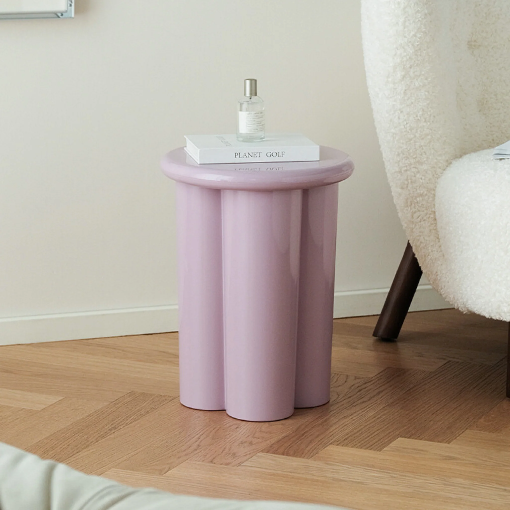Retro Clover Side Table - Image 3
