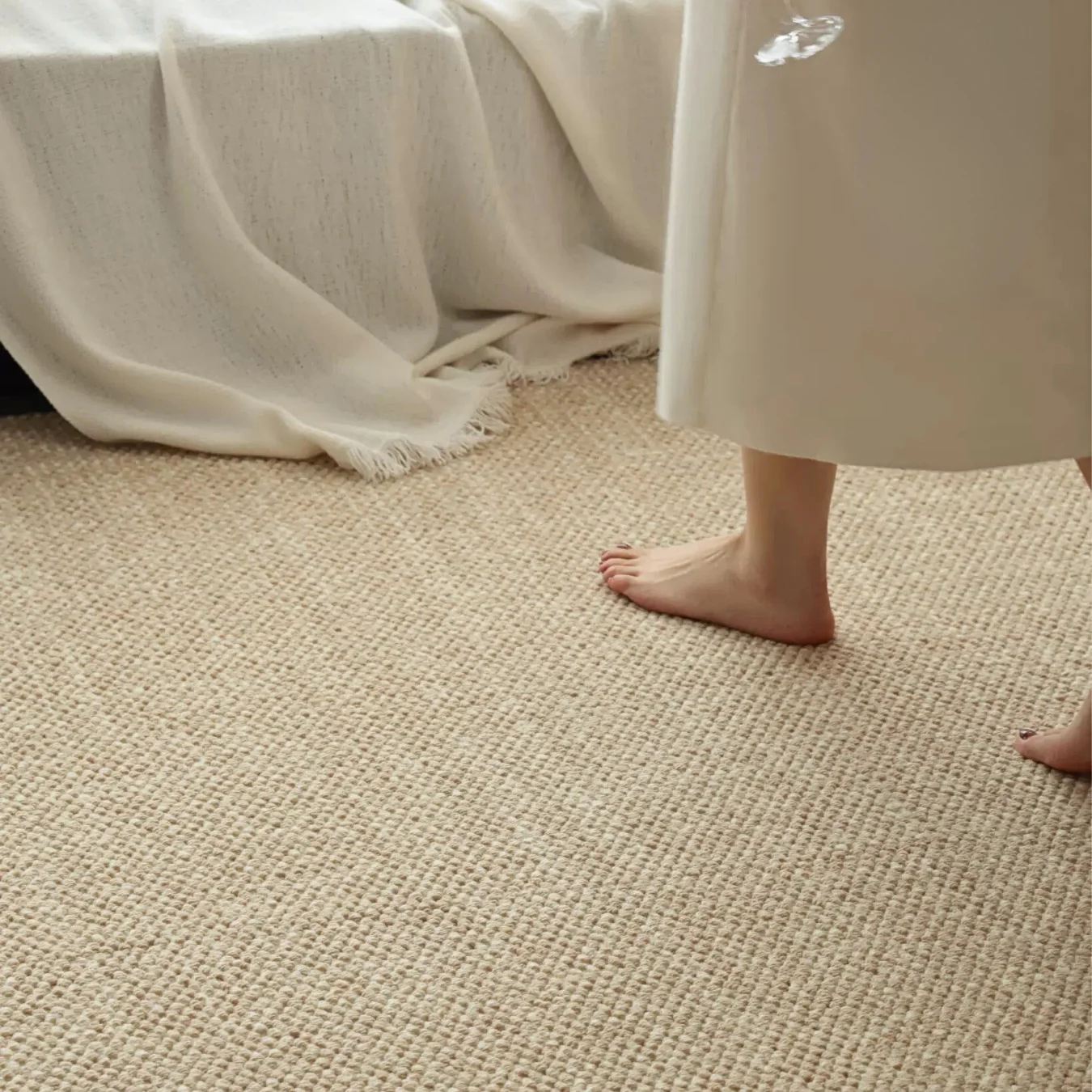Rose Border Wool Rug - Image 6
