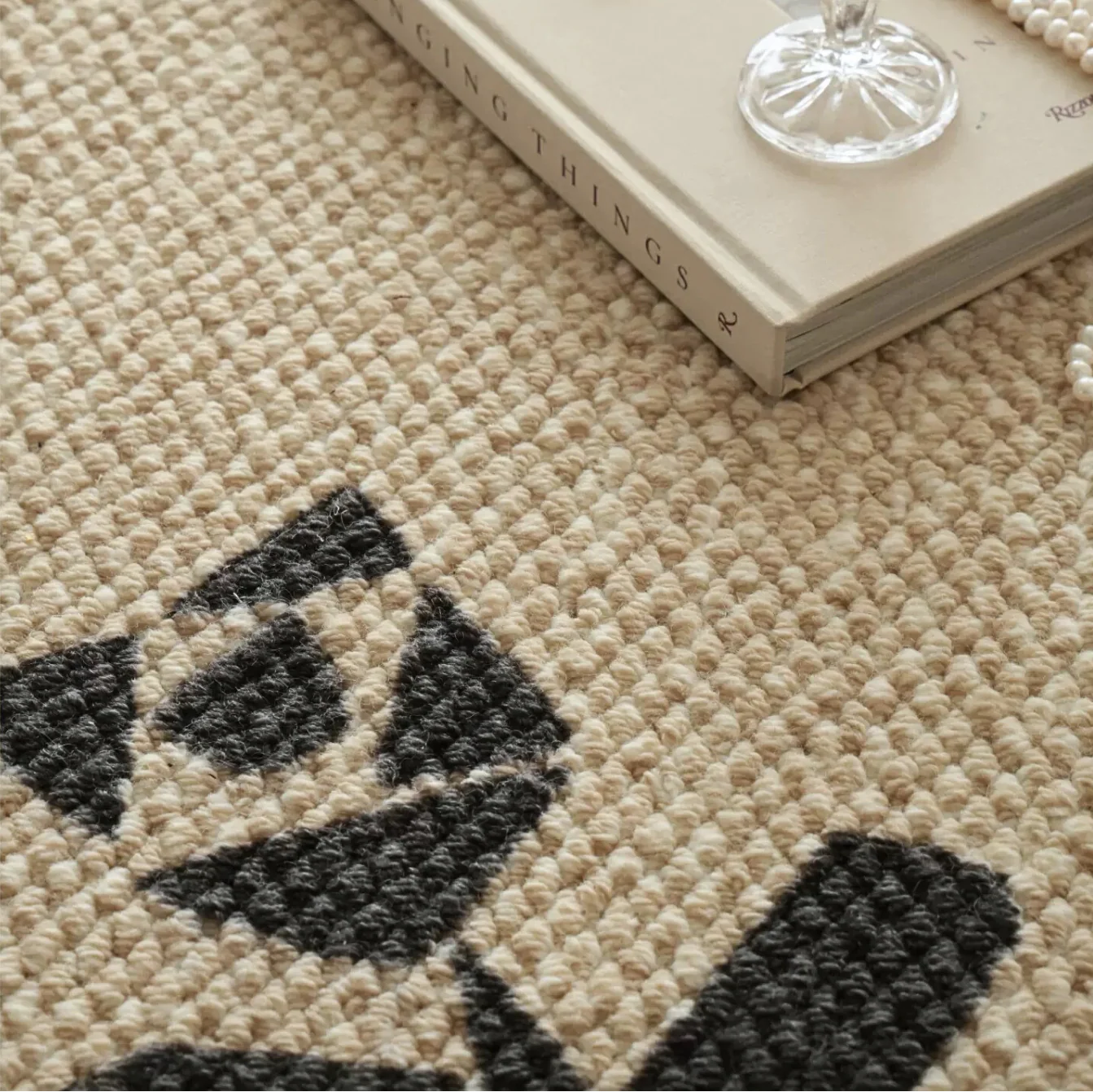 Rose Border Wool Rug - Image 9
