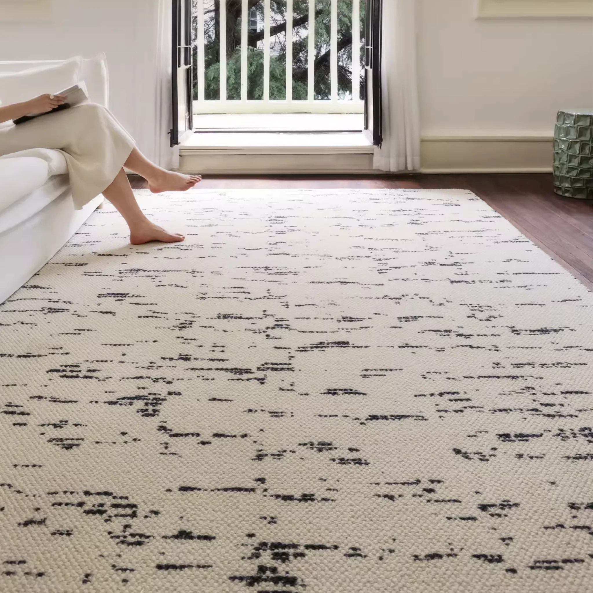 Strokes Wool Rug - Image 4