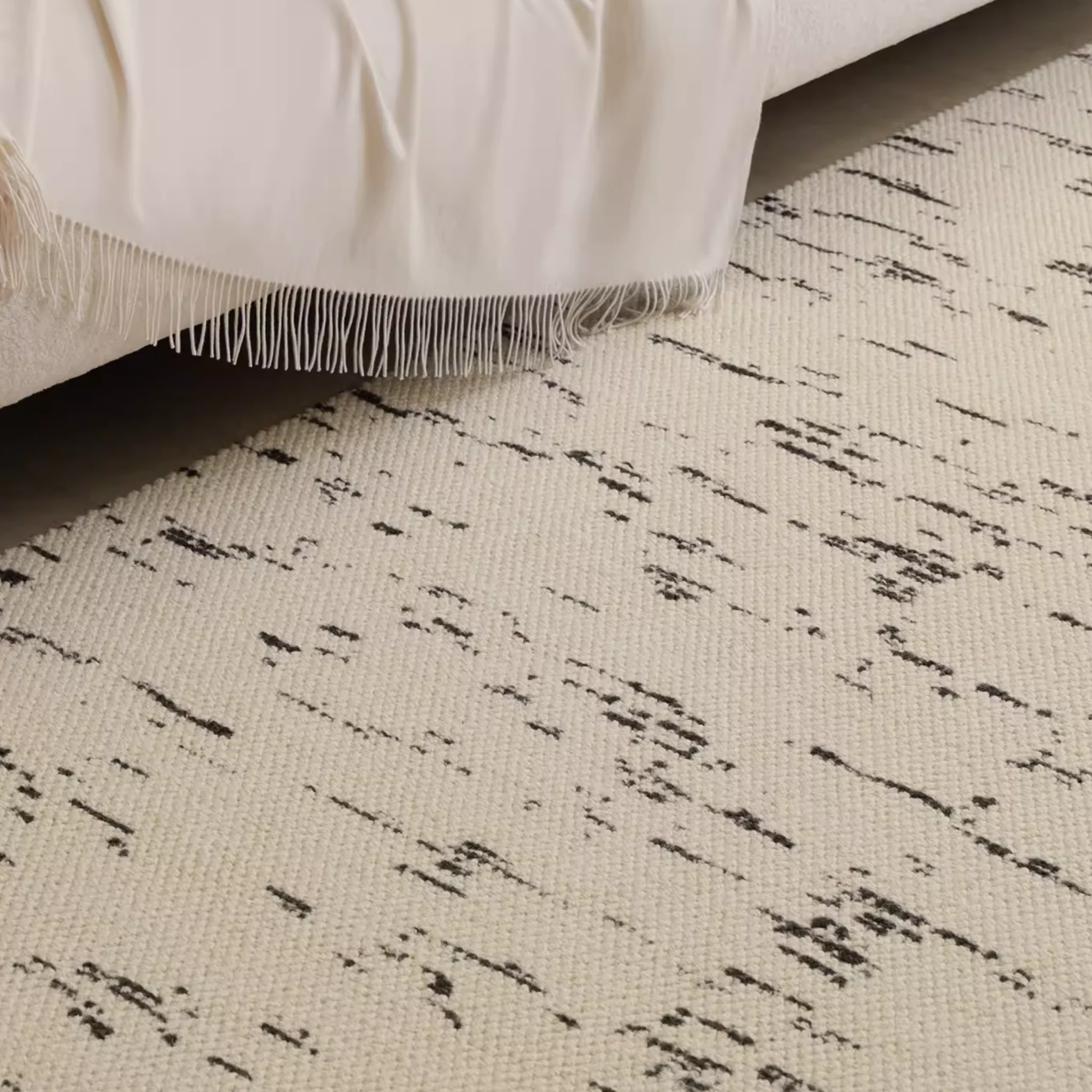 Strokes Wool Rug - Image 7
