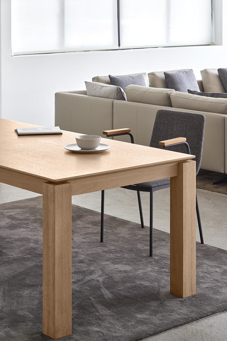 Vemb Dining Table - Image 7